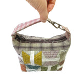Spool One Handle Pouch