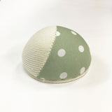 Clover, Pincushion with 2 colors, 23-084